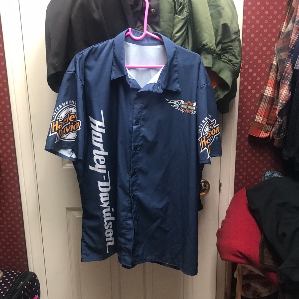 Harley Davidson light weight button front used shirt